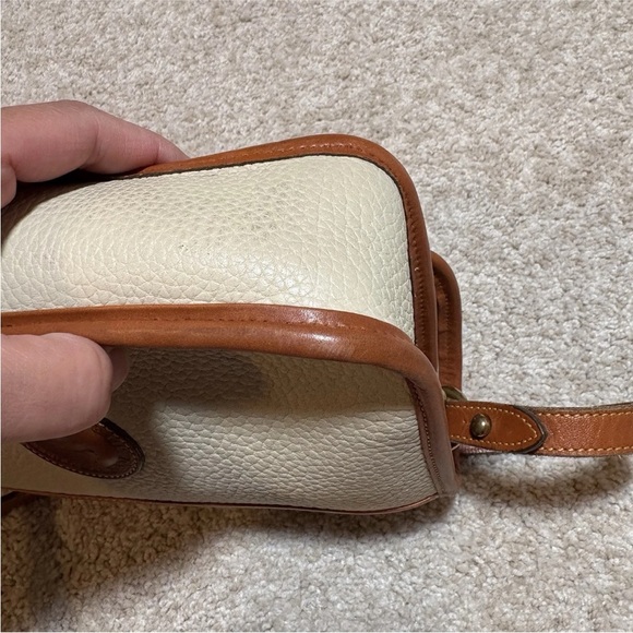 Dooney & Bourke Small Equestrian Crossbody Handbag Cream/Bone & Tan - Picture 6 of 16